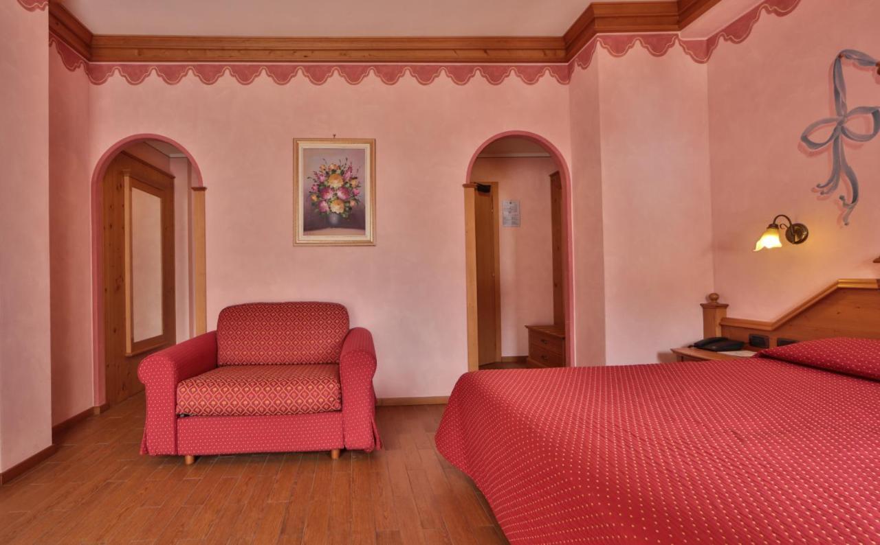 Hotel Fai Fai della Paganella Exteriér fotografie