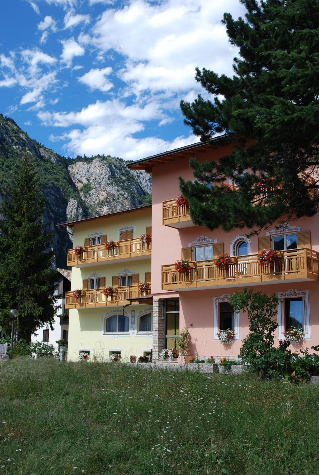 Hotel Fai Fai della Paganella Exteriér fotografie